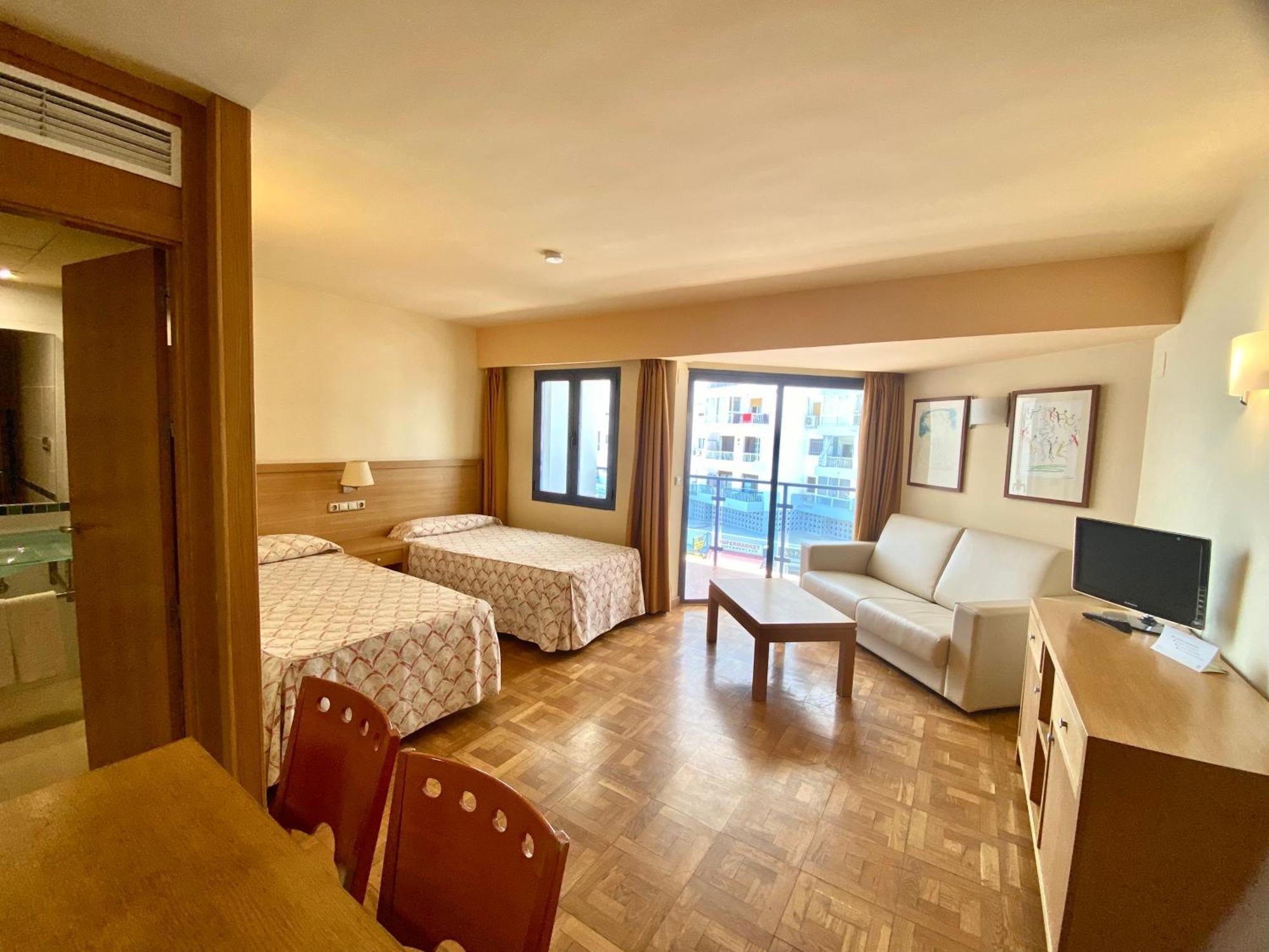 Apartamentos Ms Pepita Benalmadena Luaran gambar