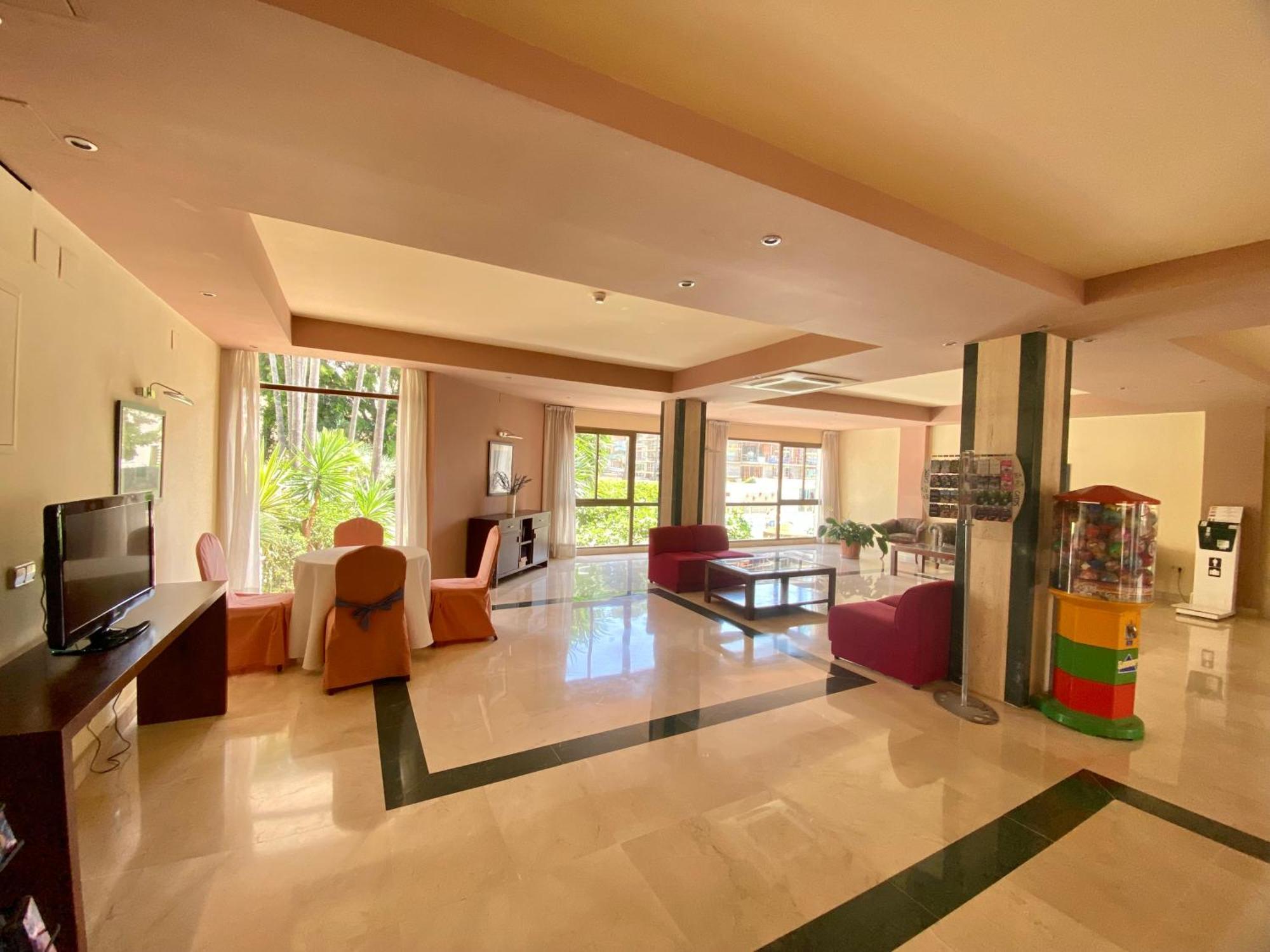 Apartamentos Ms Pepita Benalmadena Luaran gambar