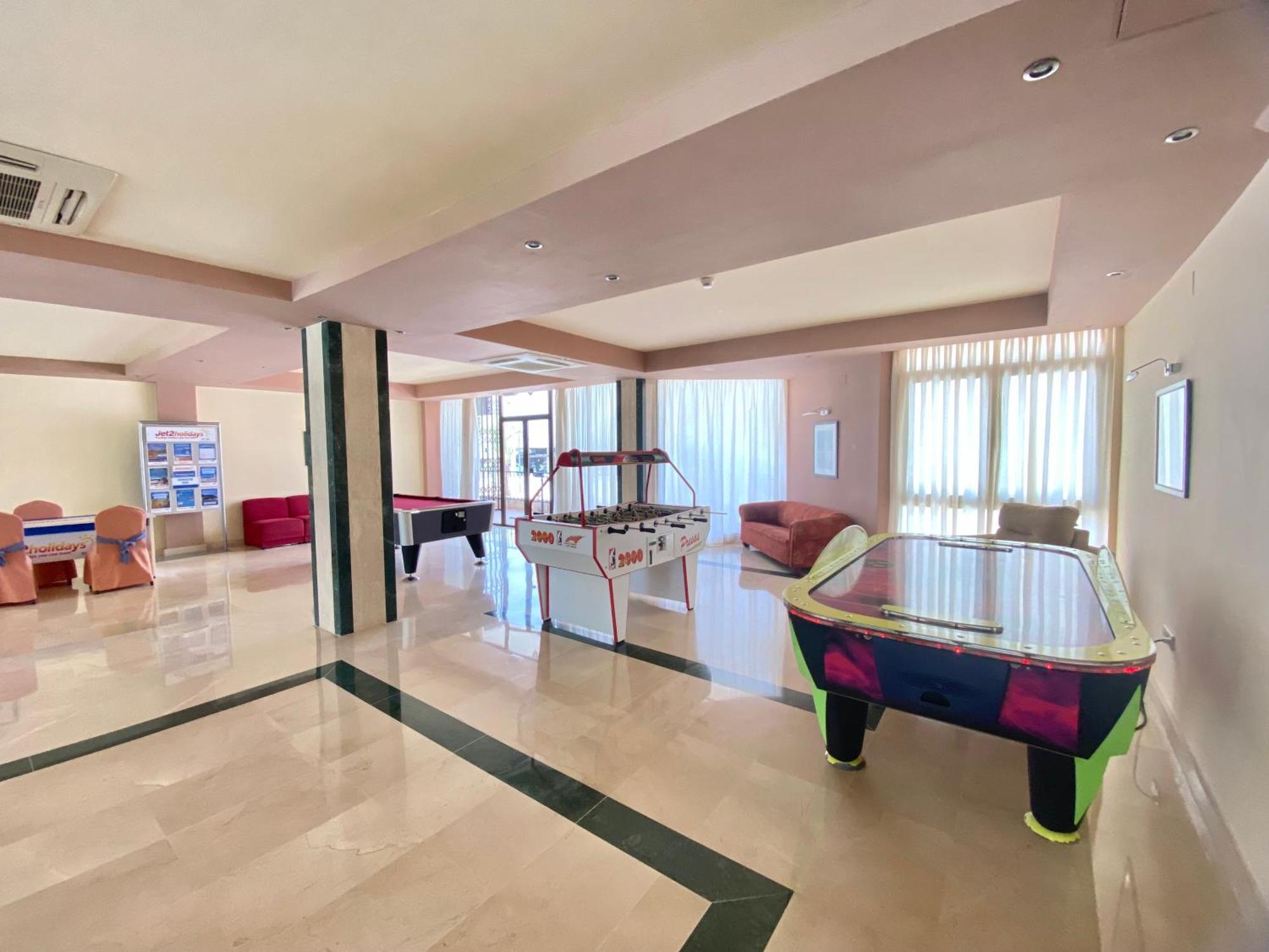 Apartamentos Ms Pepita Benalmadena Luaran gambar